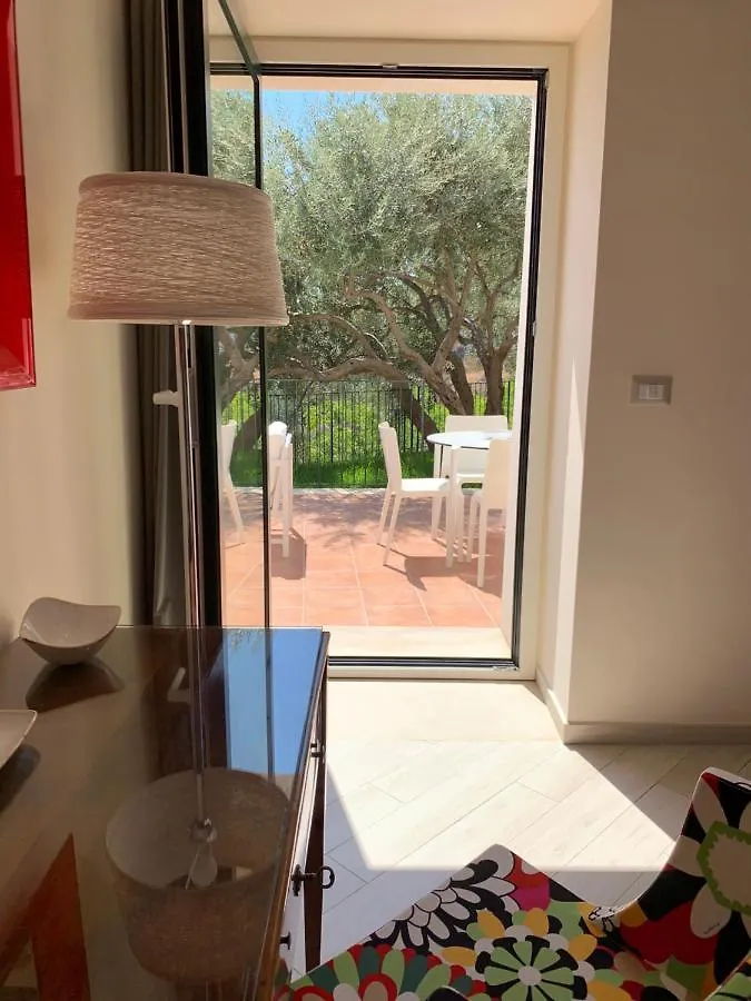 דירה Sparviero Luxury Suites טאורמינה