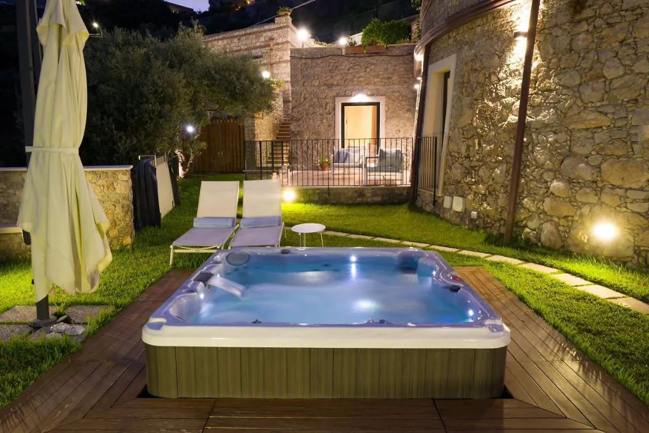 Sparviero Luxury Suites Taormina 0*,  Italy