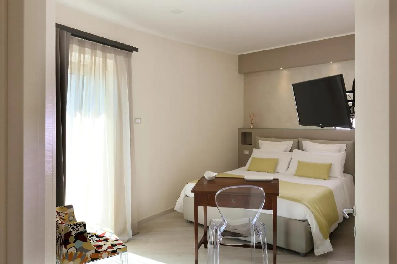Sparviero Luxury Suites Taormina Apartment